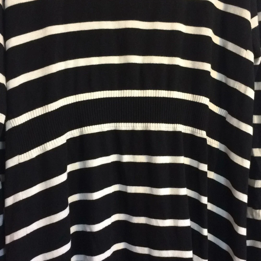 Striped Ruffled Cardigan - Picture 6 of 6